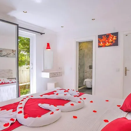2 Bedroom Private Pool Secluded In Islamlar Villa Kalkan