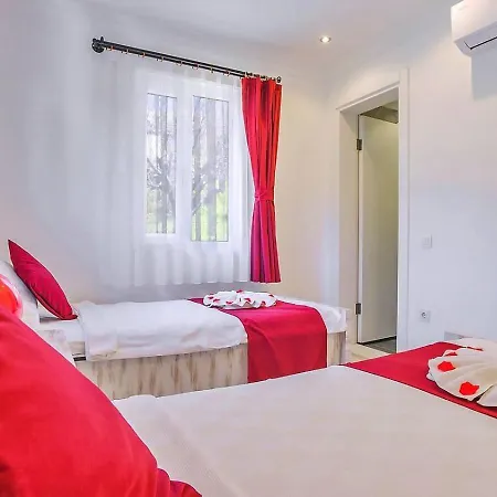 2 Bedroom Private Pool Secluded In Islamlar 빌라 *