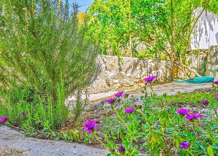 Вилла 2 Bedroom Private Pool Secluded In Islamlar